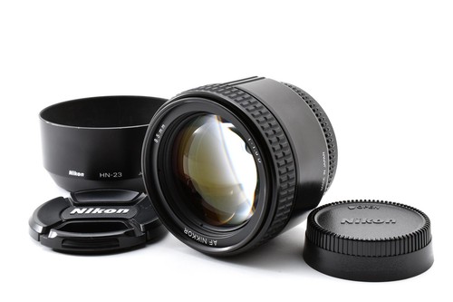 Nikon nikkor 85mm - nikkor, f/1.8