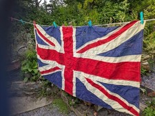 VINTAGE UNION JACK SEWN PANEL LINEN FLAG WITH LANYARD AND TOGGLE 70" BY 32" USED