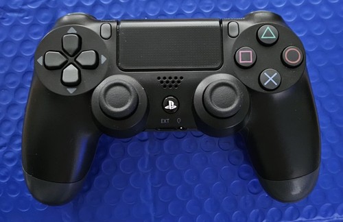 Ps4 dualshock controller - dualshock,