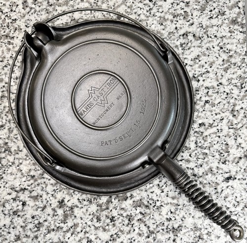 Wards cast iron - #8, waffle