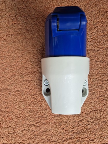 16a wall socket - wall, pin