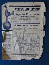 Tottenham Hotspur v Newcastle United 30/4/55 Programme - Obvious faults