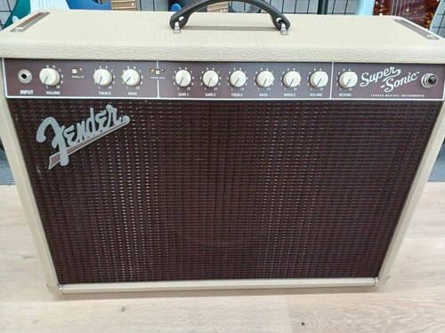 Fender usa guitar - guitar, amplifier
