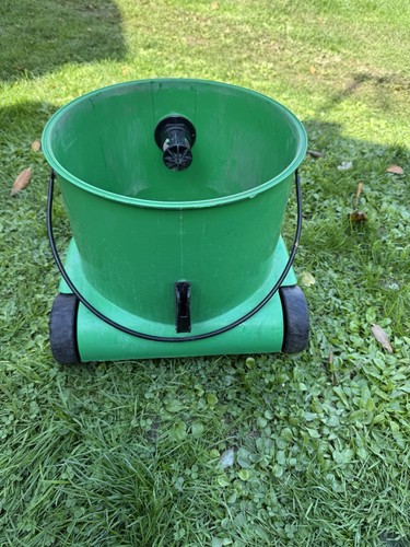 Green george henry base - green,
