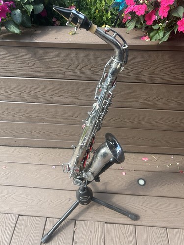 Silver alto saxophone - silver,