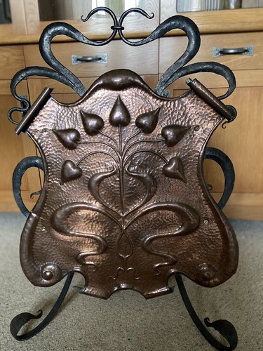 Art nouveau arts - art, crafts