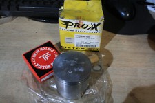 1982-89 NOS AFTRMRKET PROX SUZUKI GP125 COMPLETE PISTON KIT 01.3008.100 57MM WR