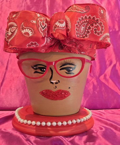 Sexy lady face - face, planter