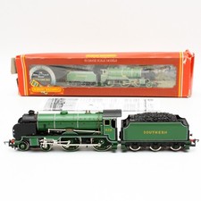 Hornby R380 Schools Class V Stowe 4-4-0 SR Green Working Smoke Unit OO Gauge