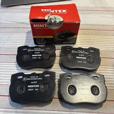 Land Rover 90 84-90 DEFENDER 90-16 Metro cab Taxi 91-06 Brake Pads MLB115