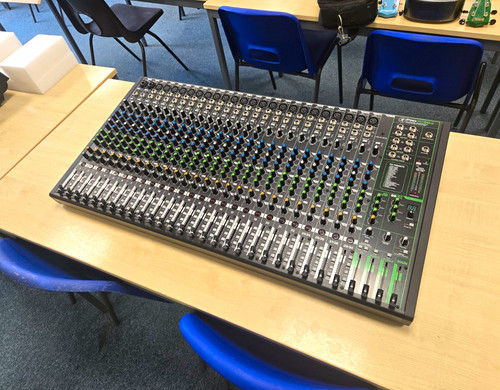 Mackie pro channel - mackie, 30-channel