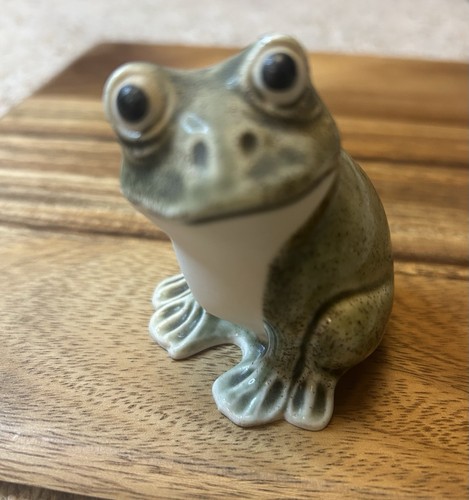 Highbank porcelain frog - porcelain,