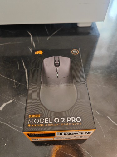 Glorious model pro - o,