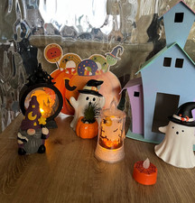 Halloween decorations 8 piece ceramic and led candle bundle