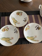 Royal worcester wild harvest - worcester,