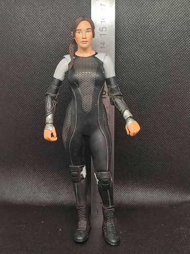 Katniss everdeen hunger games - everdeen,