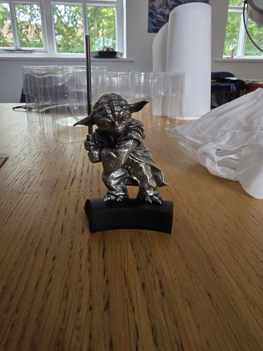 Stars wars yoda figure - wars,