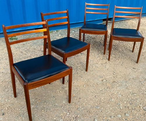 Plan fresco chairs by - g, vb