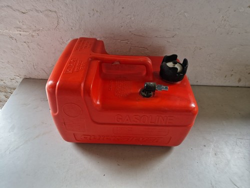 Quicksilver boat fuel tank - fuel,