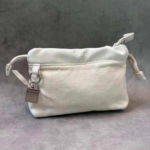 Chloe embossed logo - chloe,