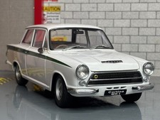 1:18 *BOXED* AUTOart FORD LOTUS CORTINA MK1 (White/ Green) LHD MODEL CAR *RARE*!