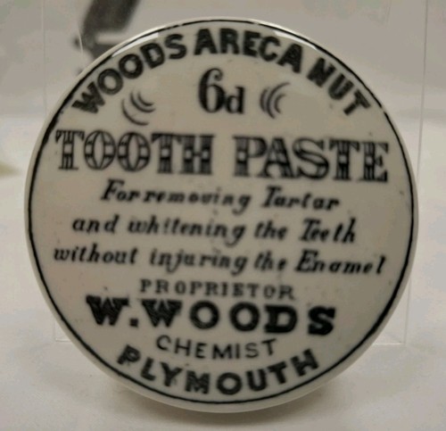 Woods areca nut - areca, tooth