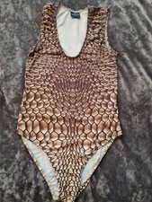 Mr Gugu & Miss Go Swimming