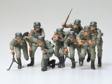 Tamiya Military Miniatures