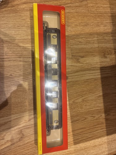 Hornby r223 pullman coach 1st - hornby,