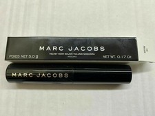 MARC JACOBS Velvet Noir Major
