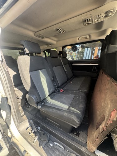 Toyota proace verso vivaro - toyota,