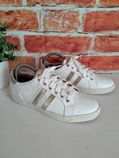 Nine west white gold stripe