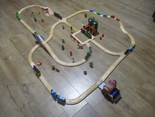 wooden thomas the tank engine