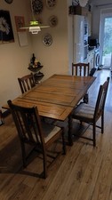 Extendable Oak Dining Table