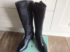 Moda In Pelle, Black Leather