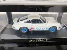AUTOart 1/18 Porsche 911