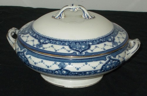 Large early wedgwood blue - large,