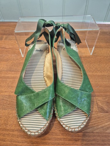 Ladies clarks green leather - green,