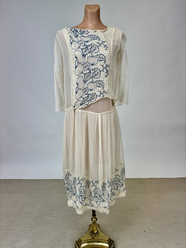 Antique 1920s white silk - white,
