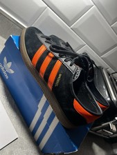 Size 9 - adidas Brussels Black