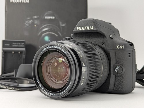 Fujifilm black 12mp - fujifilm,