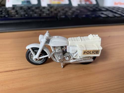 Matchbox police motorbike - matchbox,