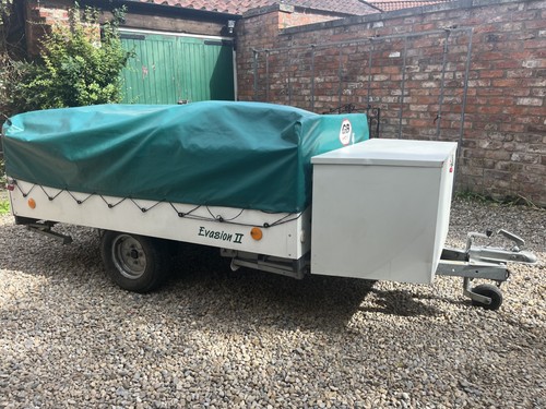 Cabanon evasion trailer - evasion,
