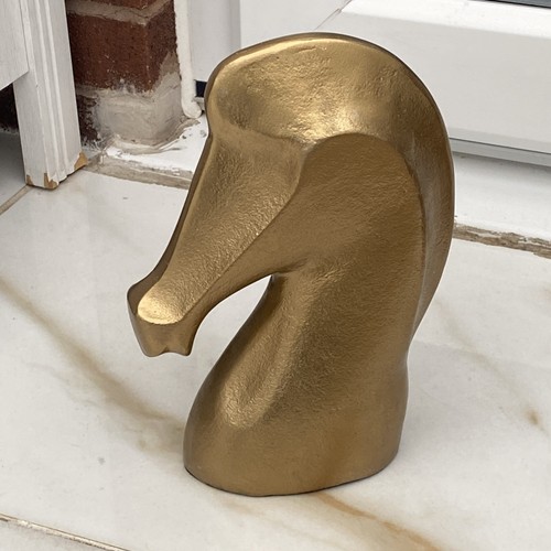 Gold heavy knight chess