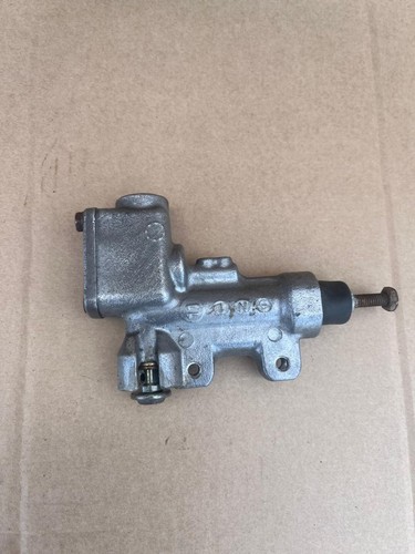 Rear master brake cylinder - master,