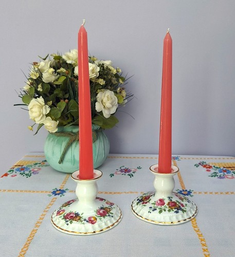 Pair crown staffordshire bone - pair,