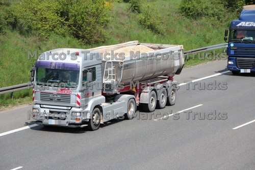 Truck photo man tga tipping - photo,