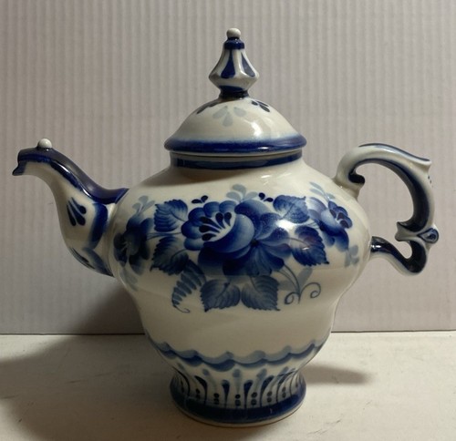 Gzhel soviet porcelain - gzhel, teapot