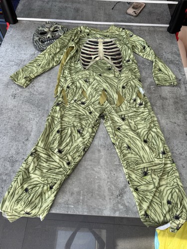 Halloween scary mummy monster - scary,
