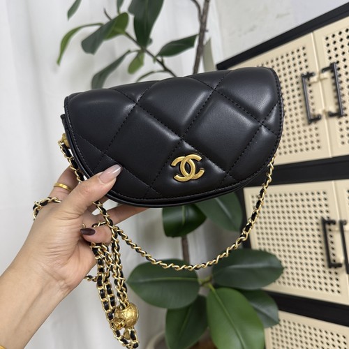 New chanel crossbody bag - new,